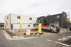 ■新築木造3階建4LDK+2WIC(2026年1月中旬完成予定)
■広々リビングで家族団らんが広がる♪
■1階にWIC付きで利便性◎