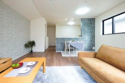 ■内覧・即入居可!
■新築2階建て1LDK+2S+カースペース
■ZEH水準の省エネ住宅
■住宅性能評価7項目最高等級