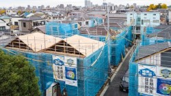 ■2026年1月完成予定!
■新築3階建3LDK+納戸+カースペース2台可
■暮らしの質を高めるZEH省エネ住宅
■徒歩5分圏内にバス停があり交通利便性◎