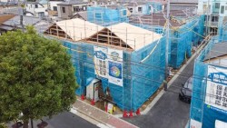 ■2026年1月完成予定!
■新築2階建て角地3LDK+納戸+カースペース
■暮らしの質を高めるZEH省エネ住宅
■徒歩5分圏内にバス停があり交通利便性◎