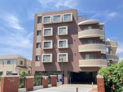 ■２階部分・３方角部屋・３ＬＤＫ！
■利便性の高い「西船橋」駅徒歩圏内にたたずむ低層マンション
■各居室に窓があり、自然光が差し込む明るいお部屋
