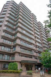 ■フルリノベーション実施（令和７年１１月末完成予定）
■２階・南東向き・角部屋・隣が機械式駐車場により、両サイド・階下に住戸がありません
