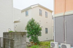 ■新築2階建・3LDK+カースペース2台可能物件!(車種による)
■2025年11月完成予定!
■お洗濯物がたくさん干せる広々南向きバルコニー