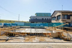 ■2026年2月下旬完成予定!
■新築分譲住宅4LDK+リネン庫
■カースペース完備
■LDK17.25帖
■全居室2面採光
■リネン庫付洗面室