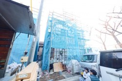 ■2026年2月下旬完成予定!
■新築分譲住宅4LDK+SC
■カースペース完備
■リビングイン階段
■リビング収納
■便利なシューズクローク