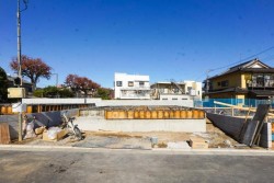 ■2026年2月下旬完成予定!
■新築分譲住宅3LDK+2WIC+2C
■カースペース完備
■広々パントリー
■WIC1.5帖+1.125帖
■広いシューズクローク