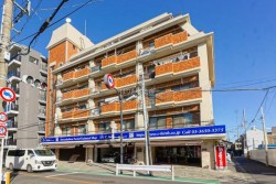 ■駅近く、徒歩6 分
■南向き 陽当たり良好
■2019年 専有部リノベーション履歴有り
■2025年12月下旬 リフォーム完了