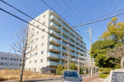 ■閑静な住宅街で住みやすい立地
■東京メトロ東西線 「西葛西」駅 徒歩16分
■2線路2駅利用可能