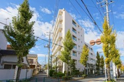 ■京成電鉄金町線「柴又」 駅徒歩 7分
■優れた交通アクセス 5路線利用可能
■最上階7階。柴又の街並みを見渡す伸びやかな眺め。