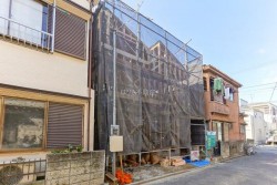 ■都営新宿線「瑞江」 駅 徒歩14分
■都営新宿線「一之江」駅徒歩16分
■閑静な住宅街！徒歩圏内にスーパーやコンビニ生活環境充実！
