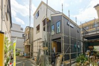 ■東京メトロ東西線「葛西」駅徒歩6分
■小学校、中学校など徒歩10分圏内
■スーパー、コンビニなど徒歩10分圏内