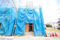 ■京成線「京成高砂」駅徒歩14分
■ウォークインクローゼット、食洗器付き
■全居室収納付き、バルコニー2か所