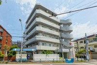 ■フルリノベーション物件（令和8年7月末完工予定）
■おしゃれな内装に収納充実な間取り
■交通利便性・生活利便性良好