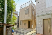 ■内装リフォーム済
■JR総武線「新小岩」徒歩15分
■ヘーベルハウス施工の4LDK
■防音性・耐火性に強い、外壁パワーボード
■広い屋上ルーフバルコニーも魅力