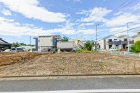 【すぐに見学可能】
■お好きなメーカーで建築可能
■南東道角、日当たり良好
■「金町」駅までバス11分「水元そよかぜ園」停徒歩4分
